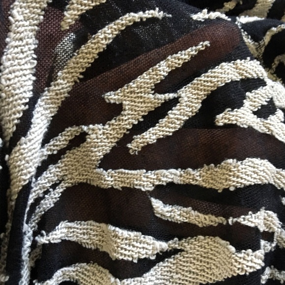 Torid Zebra Print Sweater 3/4 Sleeves Size 0 XL - Picture 5 of 6